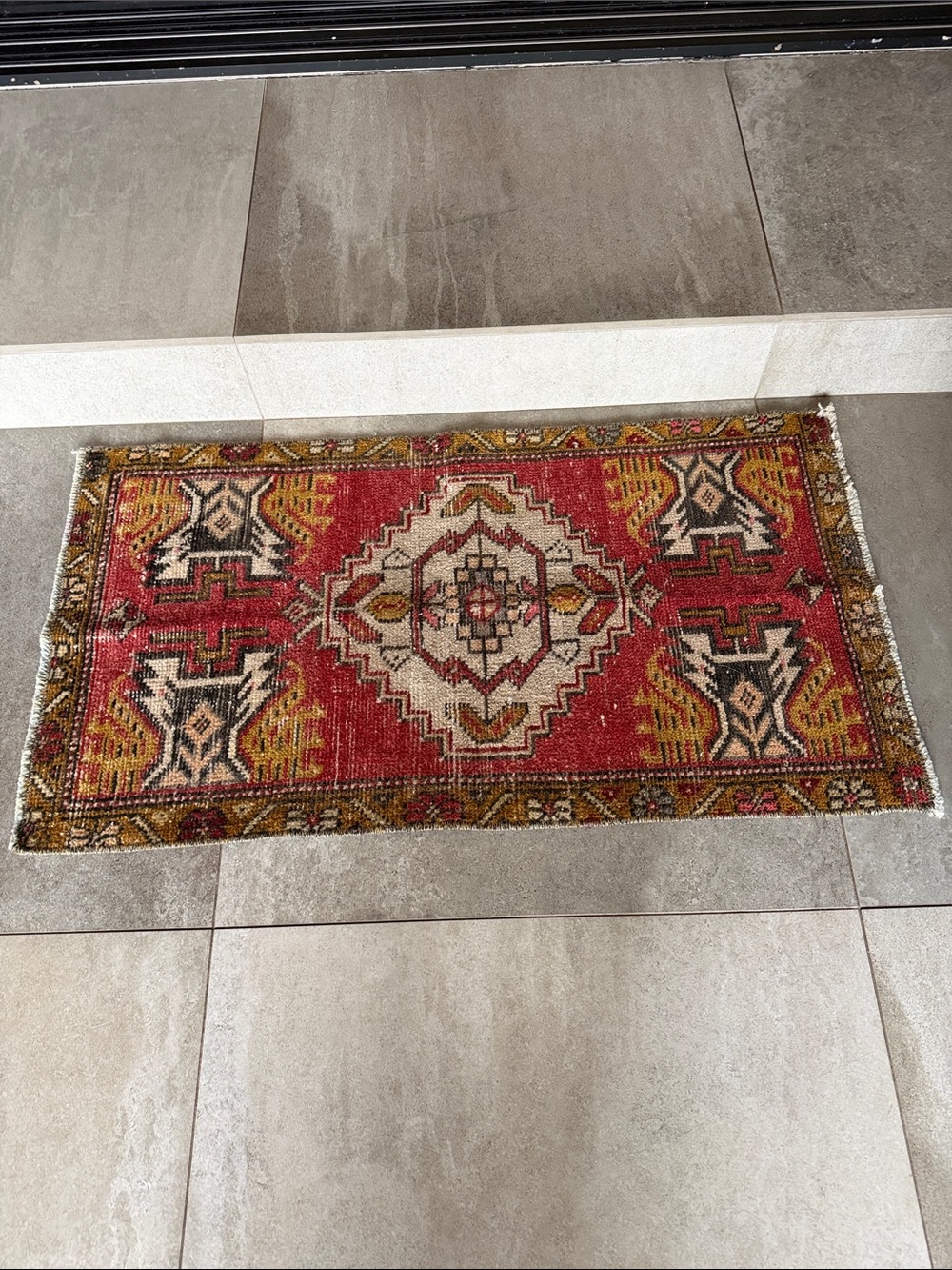 Vintage-Inspired Red Geometric Accent Rug - Home Accents
